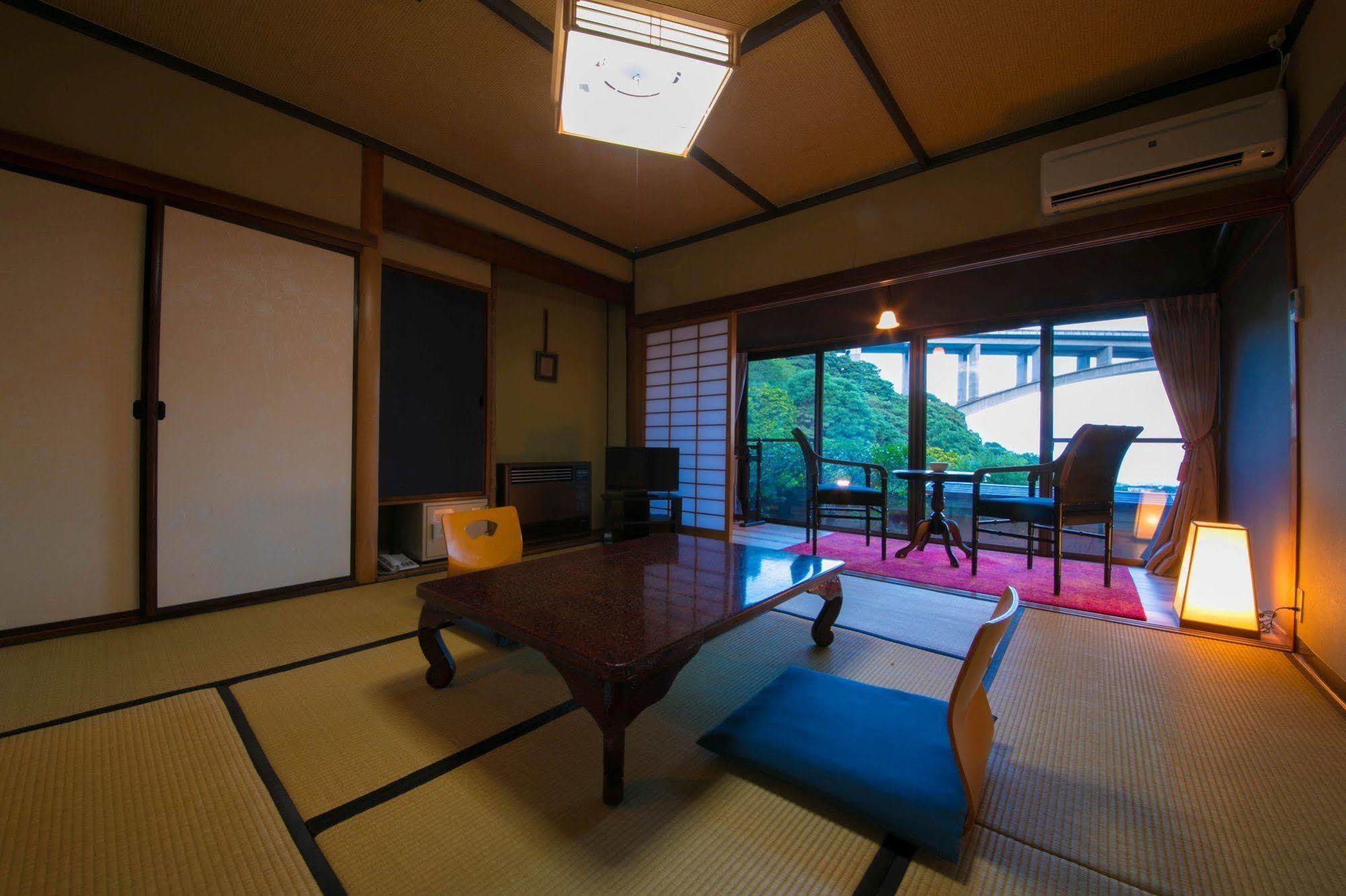 Okamotoya Beppu Exterior foto
